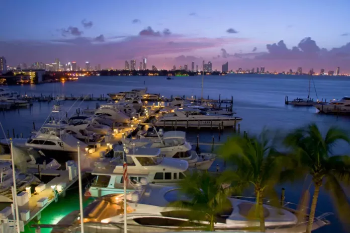 The Best Guide to Explore Sunset Harbor at South Beach 7 Top Eateries