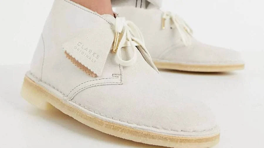 Clean White suede Boots