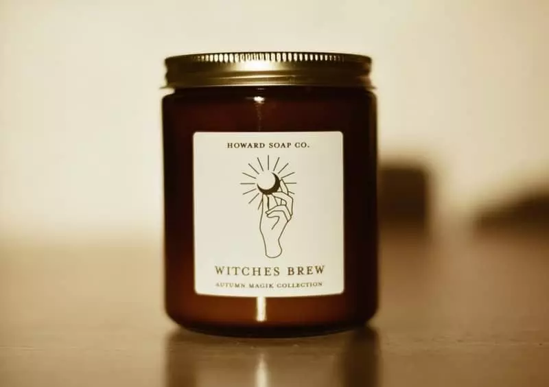 witches brew candle: Halloween Gifts 