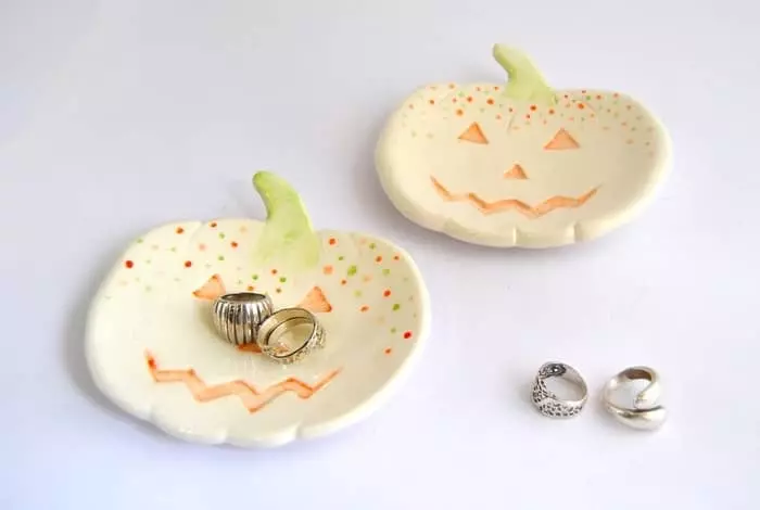 pumpkin ring dish: Halloween Gifts 
