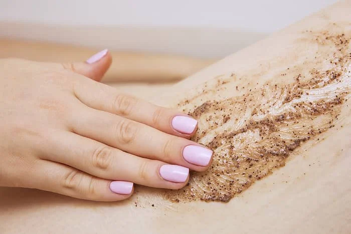 Exfoliate using homemade scrub: Exfoliating Before And After Shaving