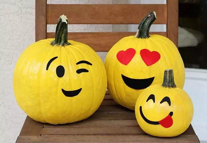 Emoji Pumpkin Design | How To Paint Pumpkins For Halloween?