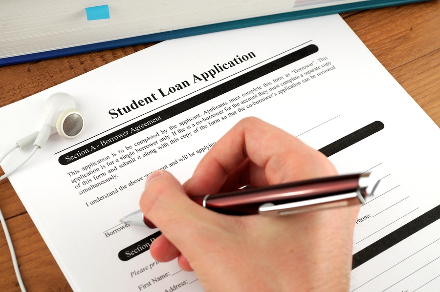 Federal Student Loan Qualification