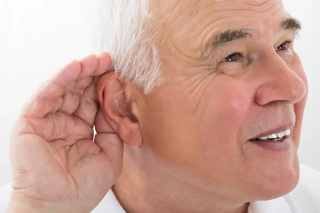Early Warning Signs That Indicate Hearing Loss | It's Time To Be Alert!