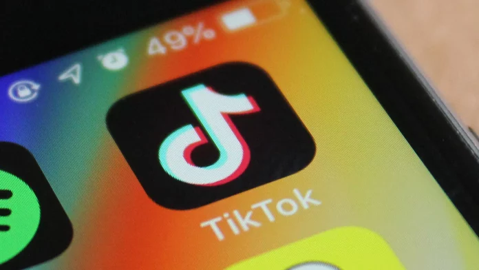 Why Does My TikTok Account Keep Going Private? Let’s Dig Deeper And Find Out!