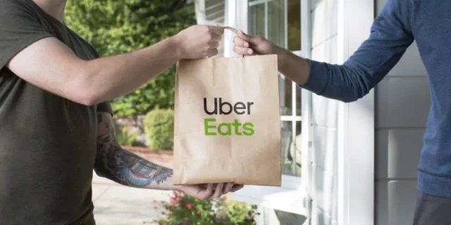 Does Uber Eats Take Cash? Let’s Find Out If It Does!