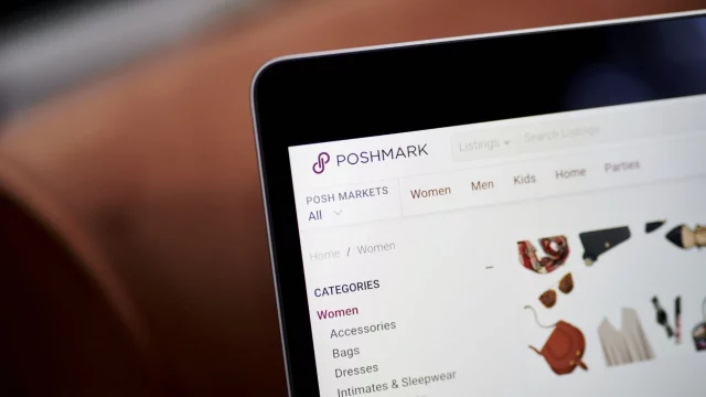 How To Get More Followers On Poshmark | 3 Secret Tips To Succeed On Poshmark!