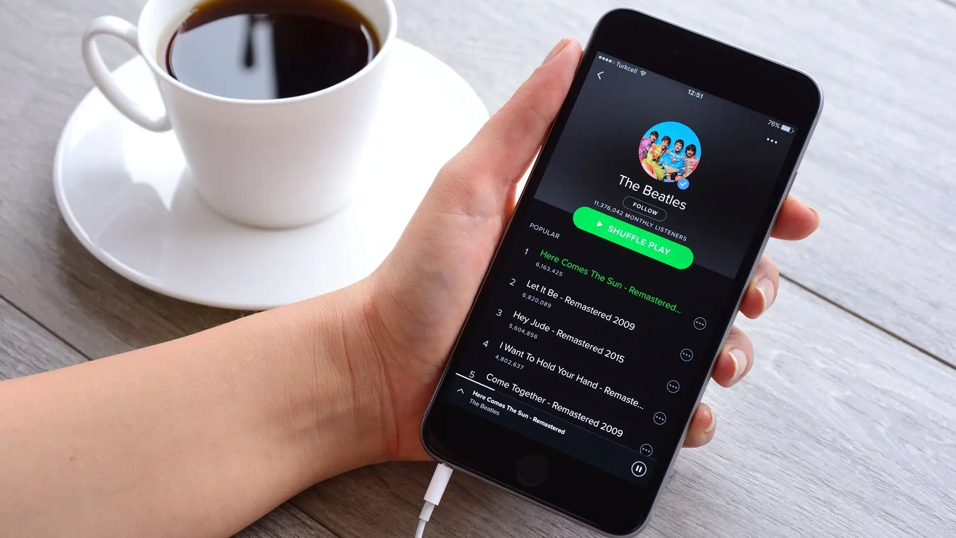 How to Turn On Or Off Canvas in Spotify | Easiest Way To Get Canvas Working!