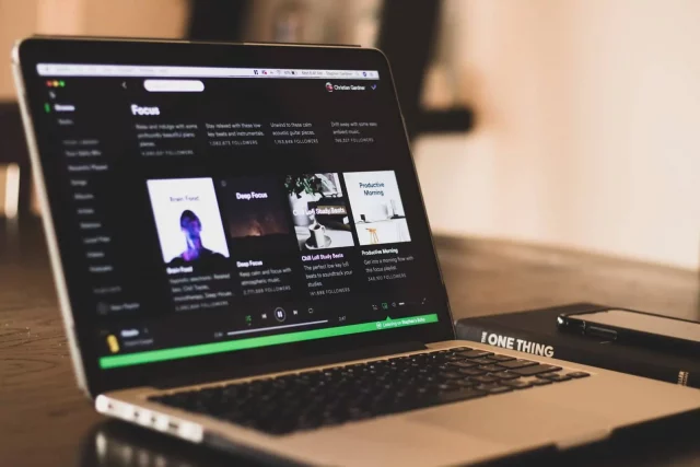Is It Possible For Young Artists Reach Fame On Spotify?