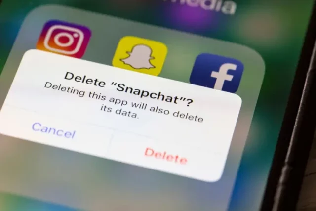 Snapchat Not Sending Snaps In 2022 | 9 Reasons Why It Must Be Happening!