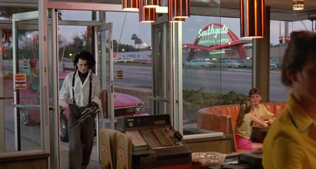 Where was Edward Scissorhands Filmed? Johnny Depp’s Romantic Tale!