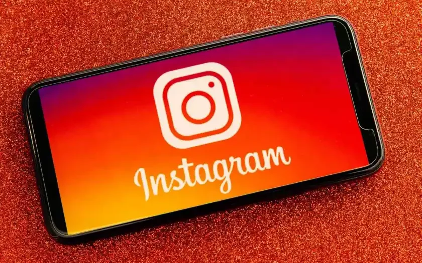 How To Get Reshare Sticker On Instagram | Find Instagram Stickers!