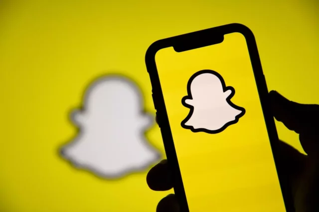How To Tell How Someone Added You On Snapchat? 3 Simple Ways People Can Add You!