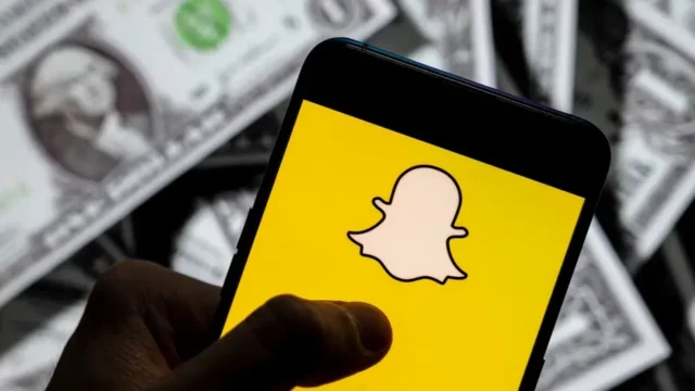 How To Become A Snapchat Creator In 2022? 2 Easy Ways!