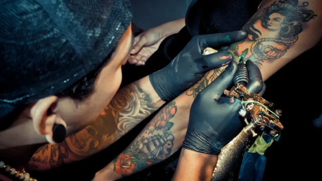 How To Message A Tattoo Artist On Instagram? 7 Tips To Book An Appointment! 