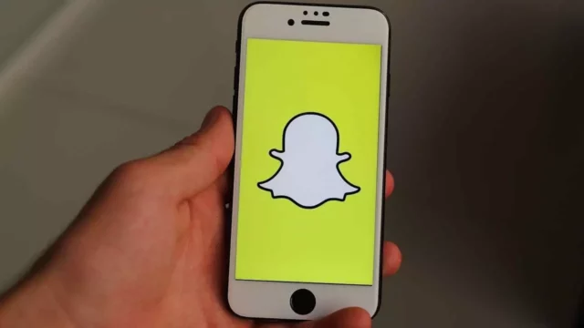 How To Delete All Chats On Snapchat In 2022? Easy Options Given By Snapchat!