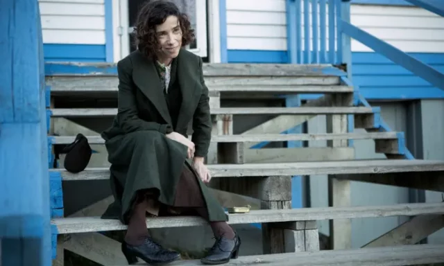 Where To Watch Maudie For Free Online? Heartwarming Biography Of An Artist!