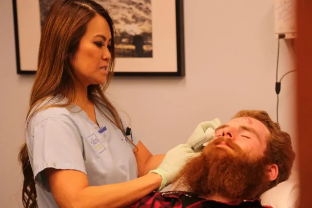 Where To Watch Dr Pimple Popper For Free Online? A Must-Watch Reality TV Series!