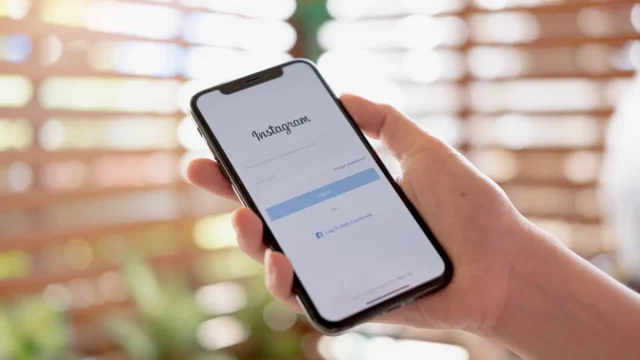 How To Log Out Of Instagram Account That Is Remembered?