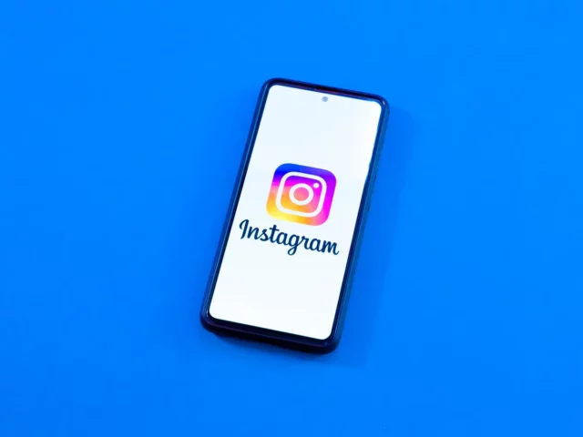 What Does FS Mean On Instagram? 5 Fun Meanings Here!