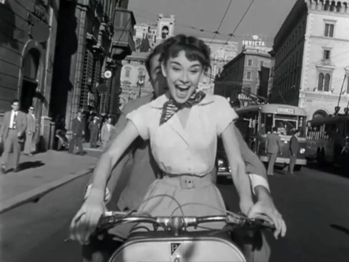 Where Was Roman Holiday Filmed? Gregory Peck’s Romantic Comedy Flick!!