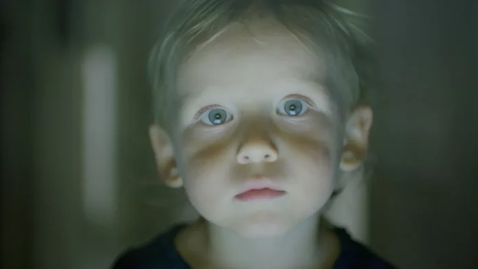 Where To Watch Users For Free Online? Natalia Almada’s Fascinating Docu-Film!