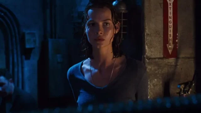 Where To Watch Deep Blue Sea For Free Online? Renny Harlin’s Phenomenal Sci-Fi Horror Film!