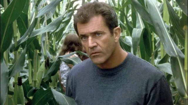 Where To Watch Signs For Free Online? A Sci-Fi Horror Movie Starring Mel Gibson!!