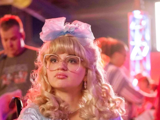 Where To Watch The Act For Free Online? A Menacing Crime-Drama Series From 2019!!