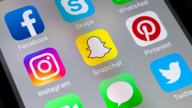 How To Block Team Snapchat? Find All The Details Here!